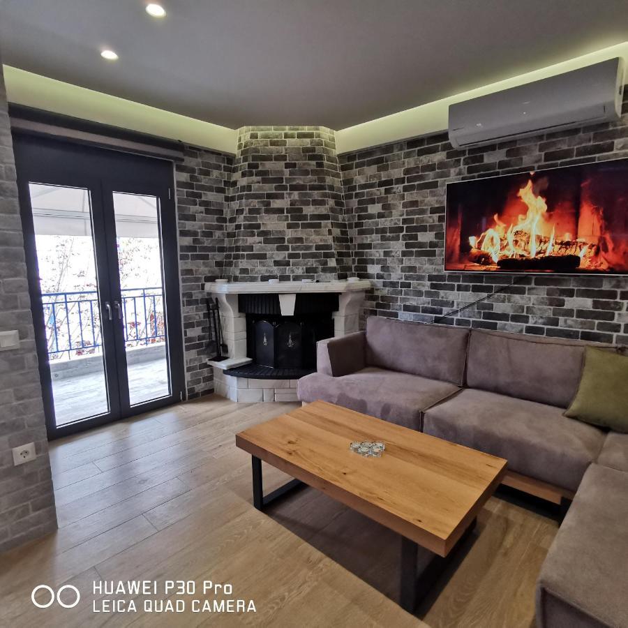 Family Apartment Zornitsa Néa Fókaia المظهر الخارجي الصورة