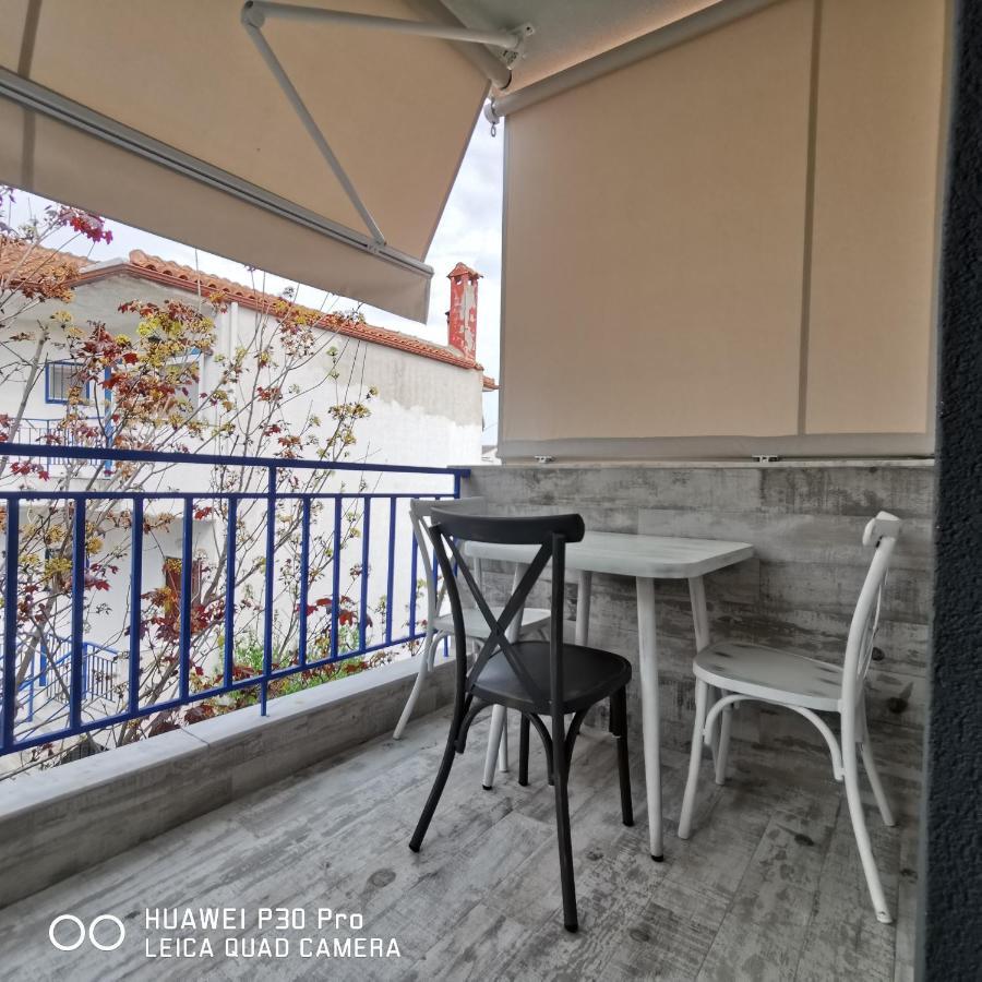 Family Apartment Zornitsa Néa Fókaia المظهر الخارجي الصورة