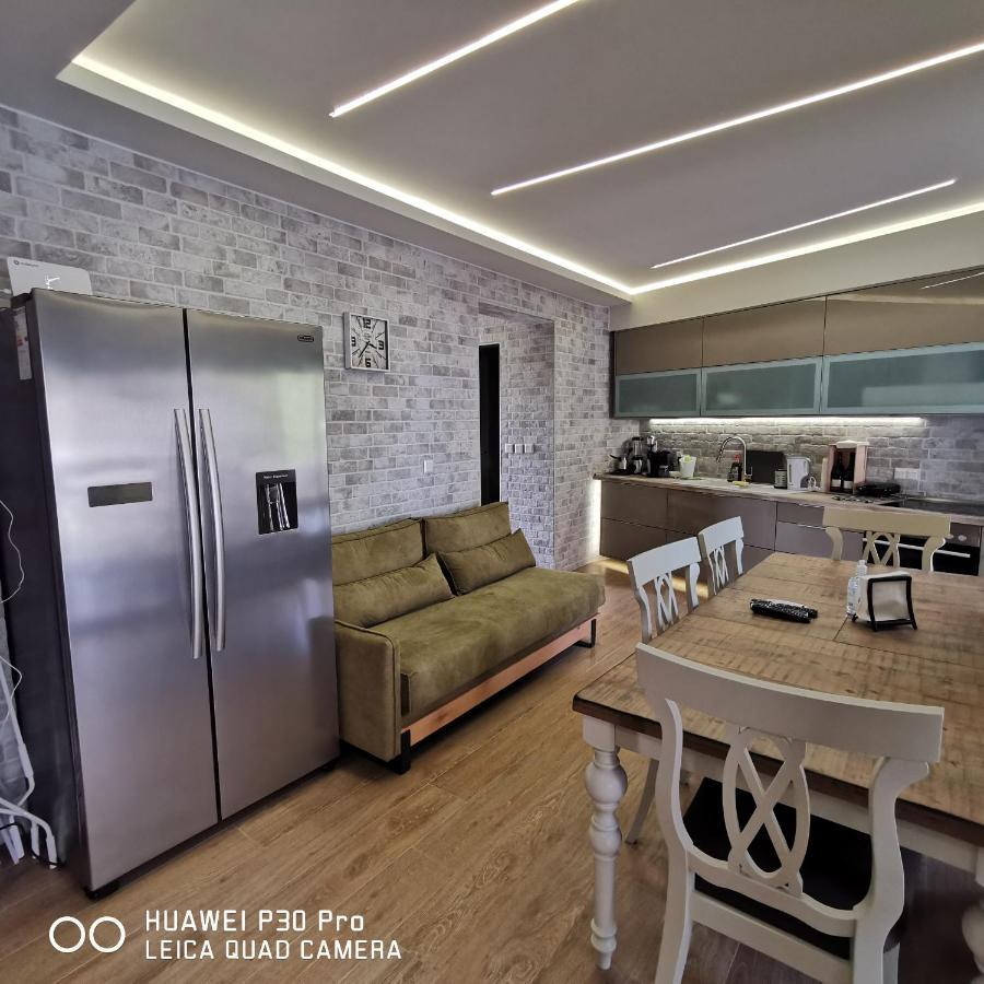 Family Apartment Zornitsa Néa Fókaia المظهر الخارجي الصورة