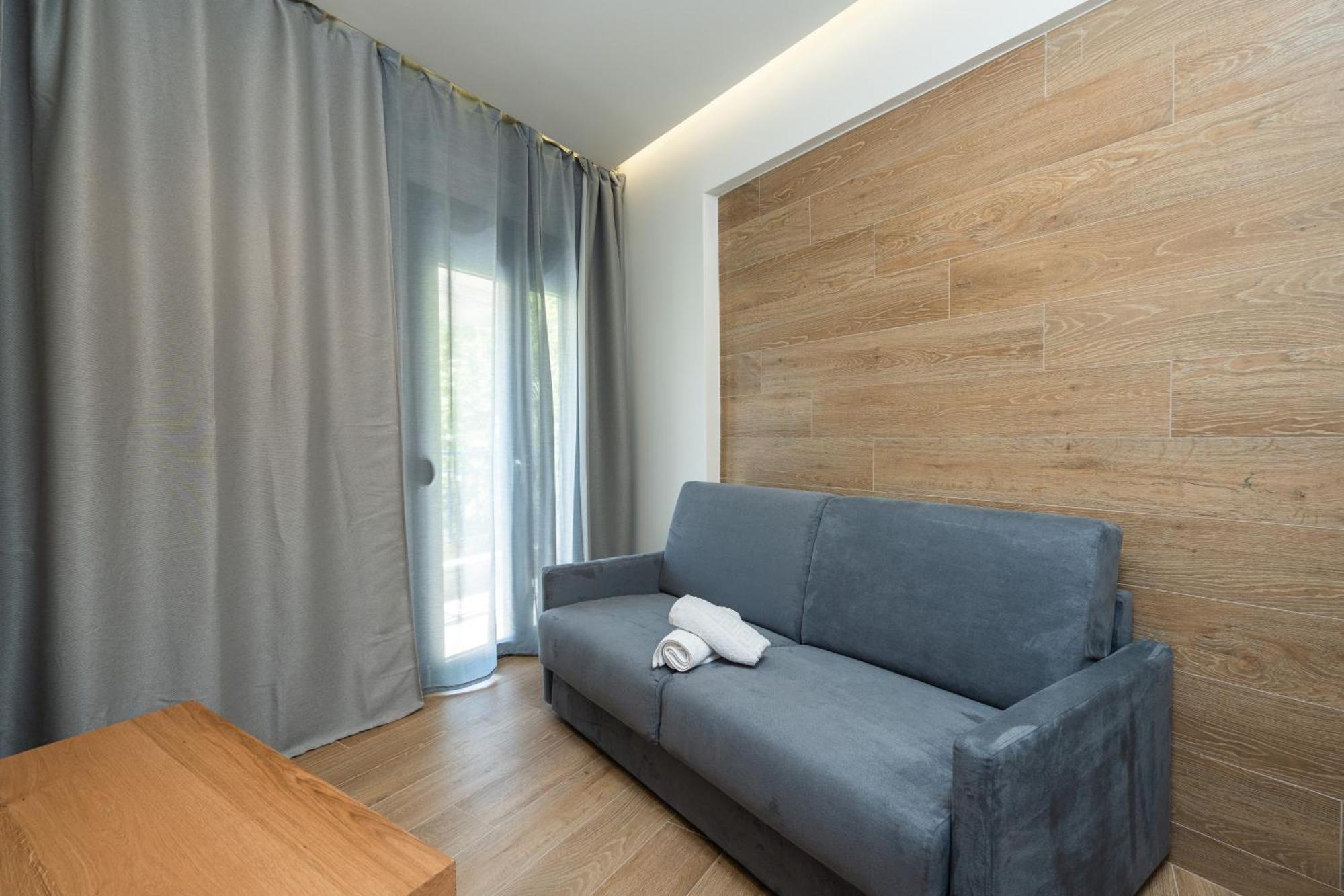 Family Apartment Zornitsa Néa Fókaia المظهر الخارجي الصورة